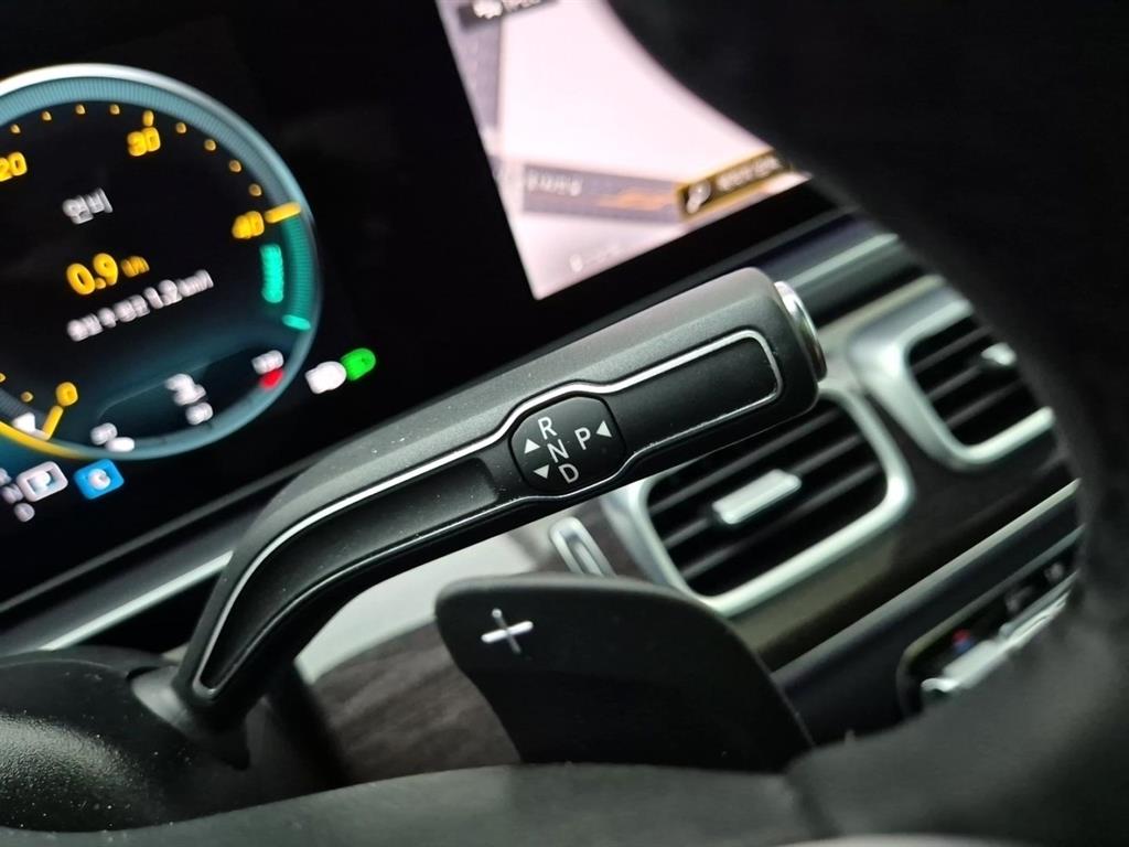 Mercedes-Benz GLE-Class GLE400d 4MATIC Coupe 9