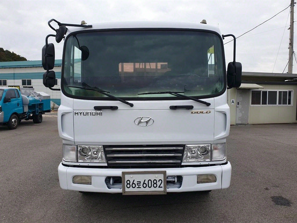 현대 메가트럭 단바리 카고 4.5톤 수동 1