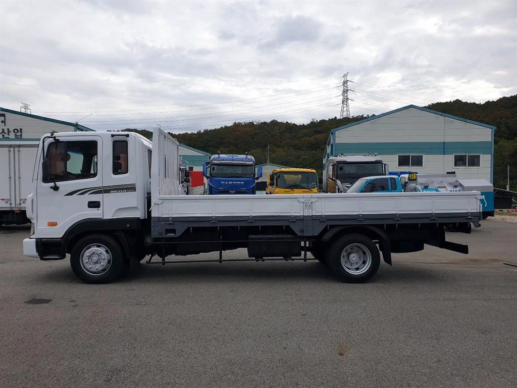 현대 메가트럭 단바리 카고 4.5톤 수동 7