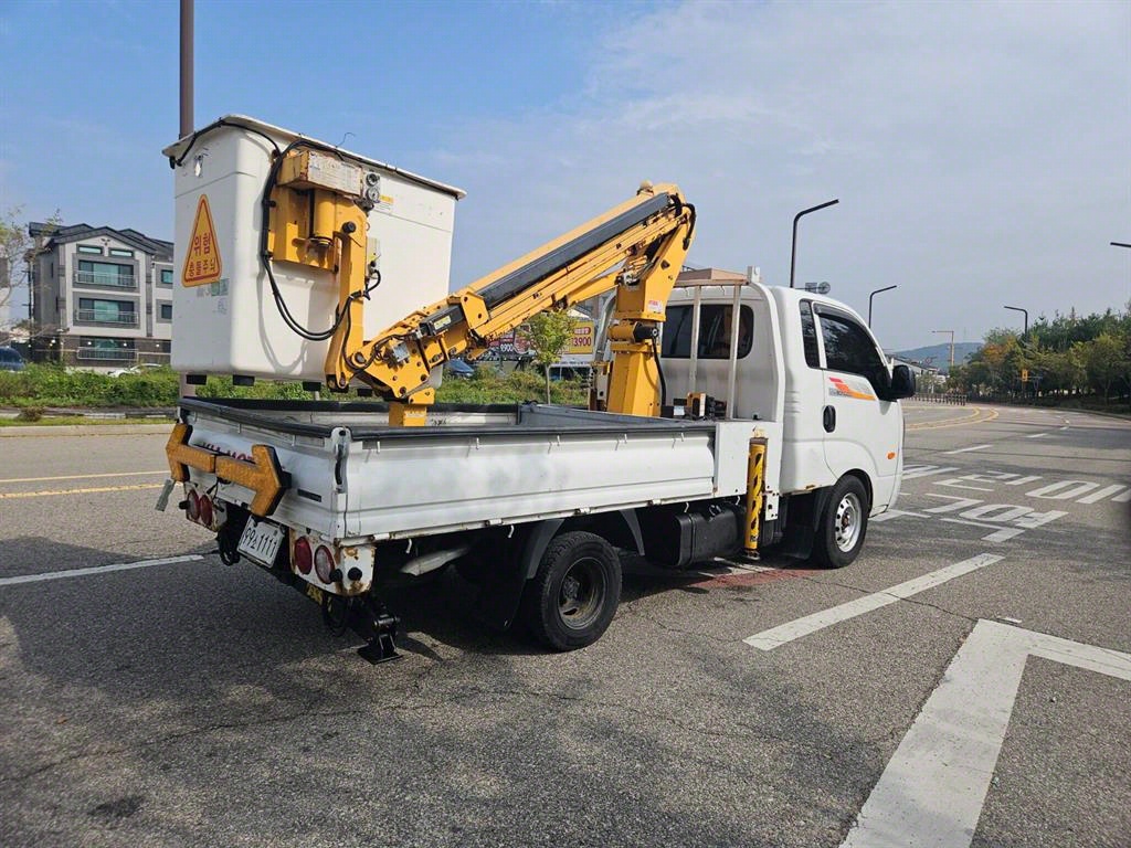 고소작업차 동해기계항공 봉고3 1톤