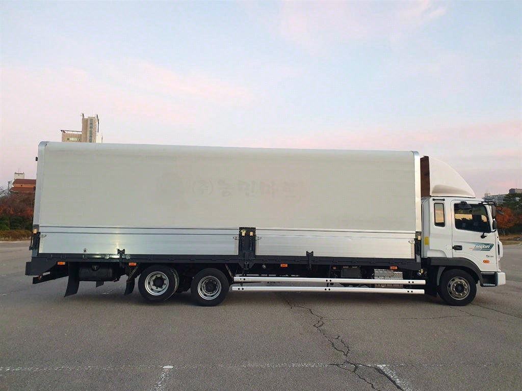 현대 메가트럭 윙바디 4.5톤 수동 7