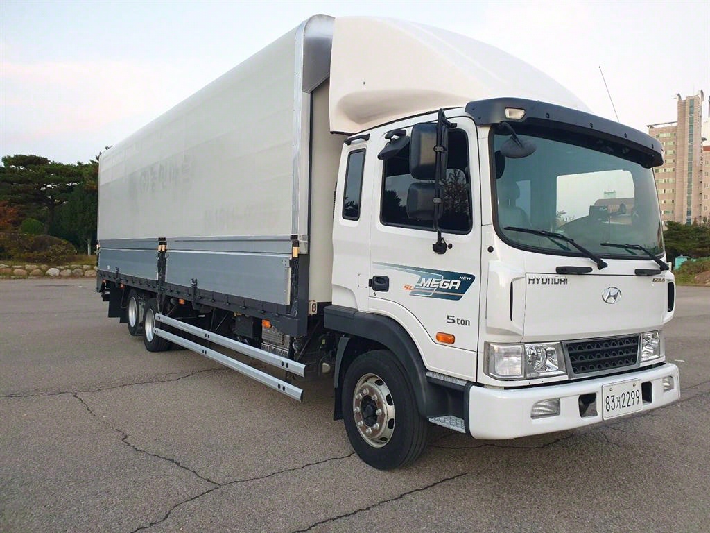 현대 메가트럭 윙바디 4.5톤 수동 2
