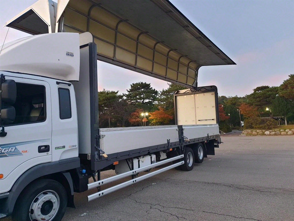 현대 메가트럭 윙바디 4.5톤 수동 12