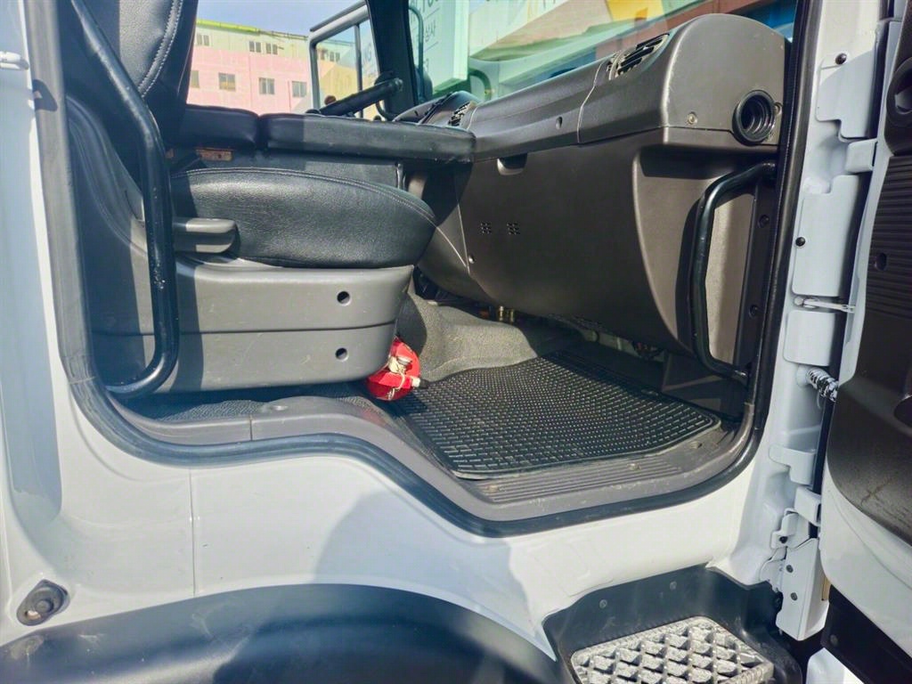 메가트럭 카고 4.5톤 수동