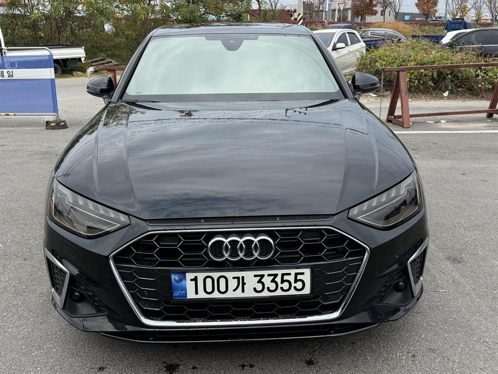[아우디] A4 (B9) 35 TDI 프리미엄 연식:2020,미션:오토,주행거리:86,743km,연료:경유 ,색상:검정색