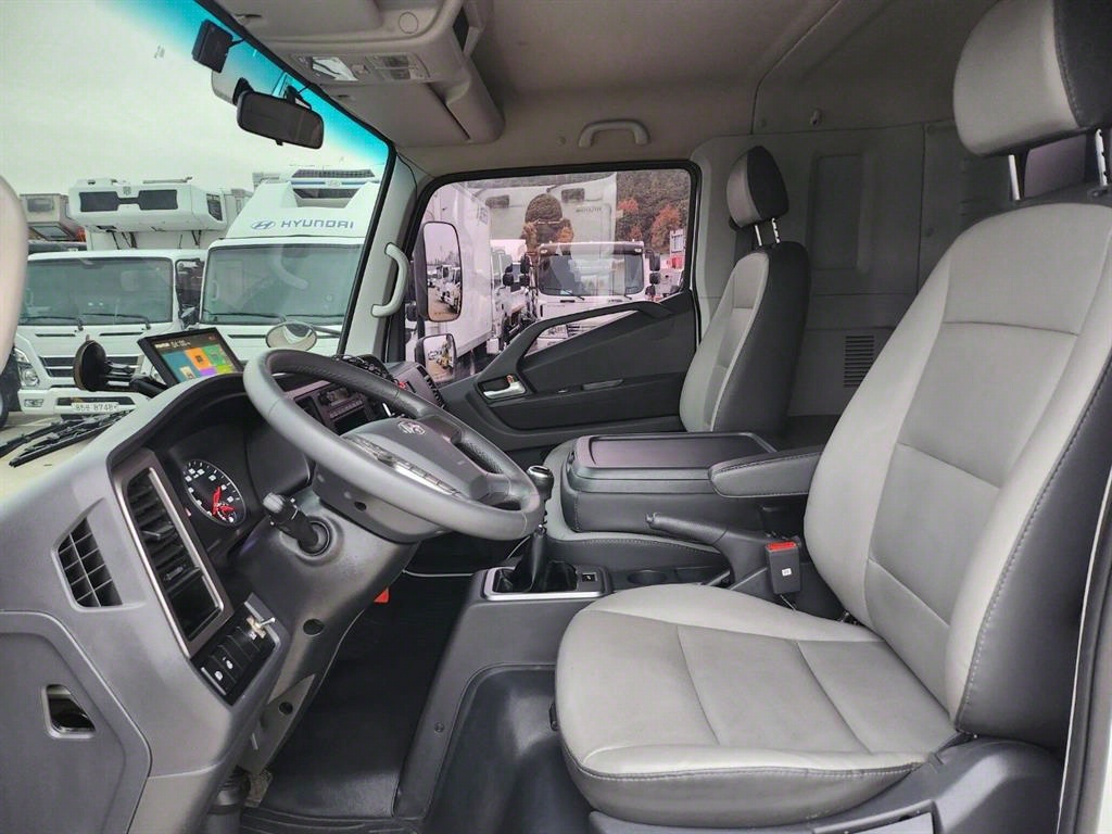 현대 올뉴마이티 2.5톤 냉동탑 14