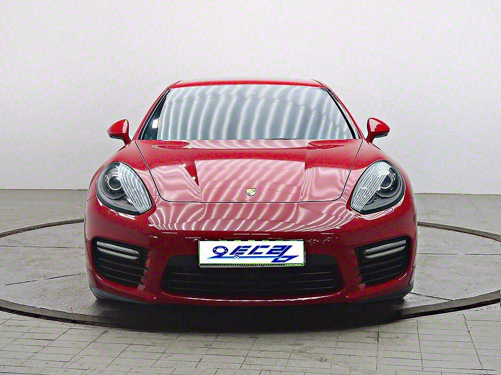 Porsche Panamera 4.8 GTS