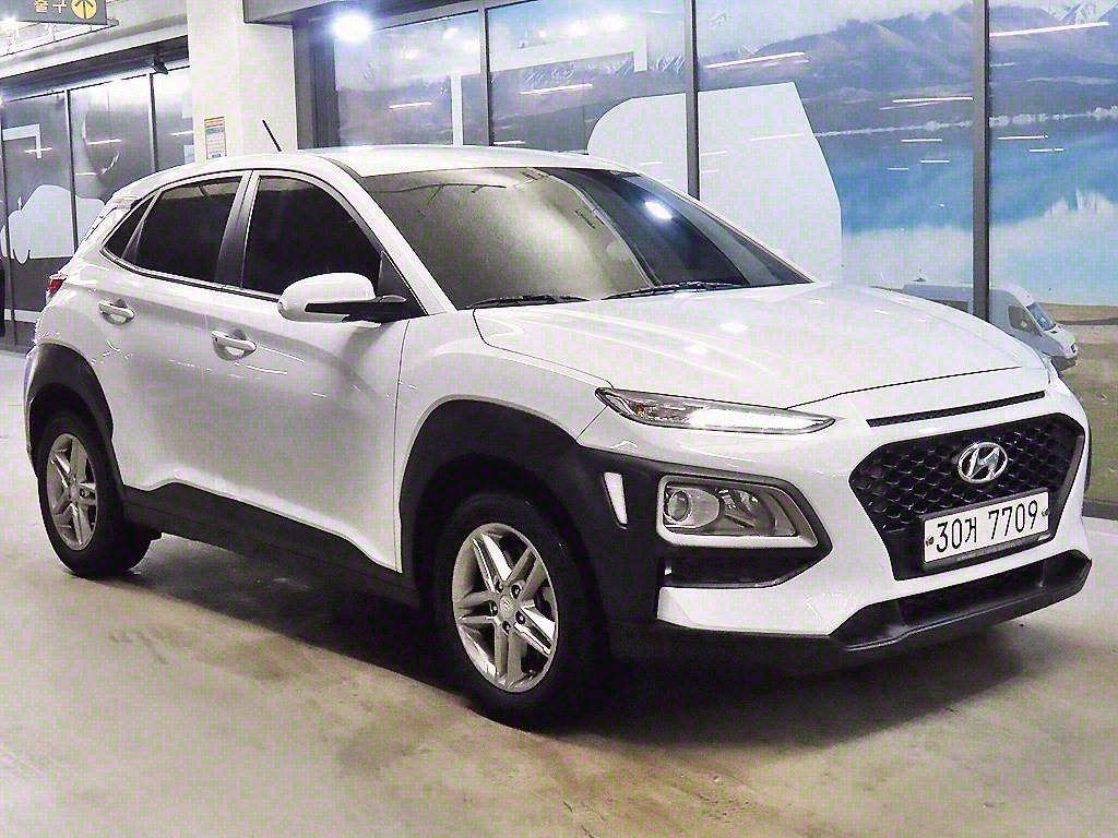 [현대] 코나 1.6 터보 2WD 모던 연식:2018,미션:오토,주행거리:90,393km,연료:휘발유,색상:흰색