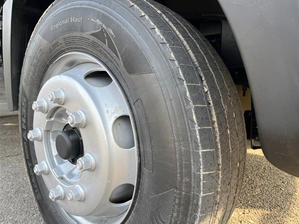 탱크로리 메가트럭 오토