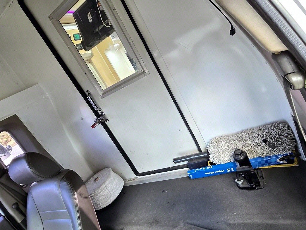 포터2 캠핑트럭 인산철배터리 255A 100L 255W