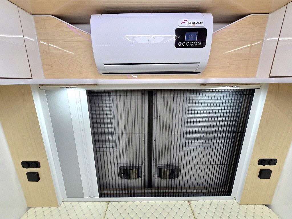 포터2 캠핑트럭 인산철배터리 255A 100L 255W