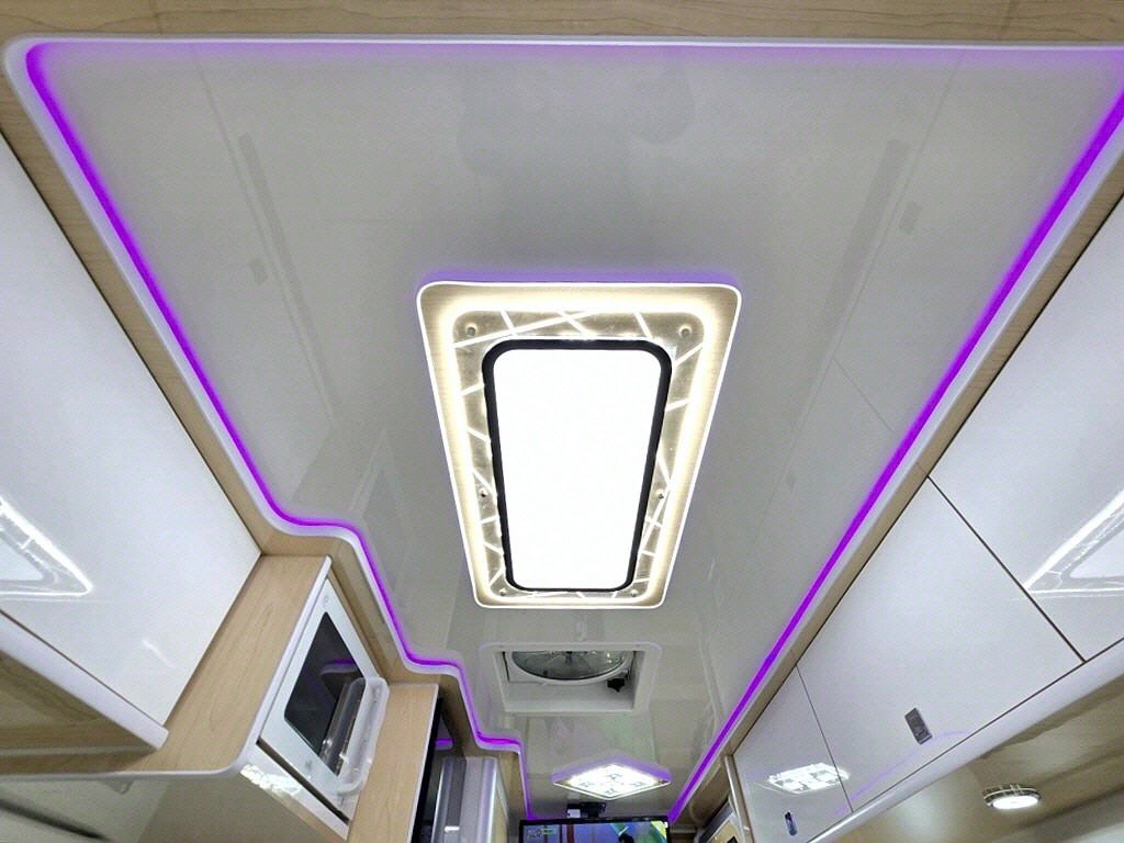 포터2 캠핑트럭 인산철배터리 255A 100L 255W
