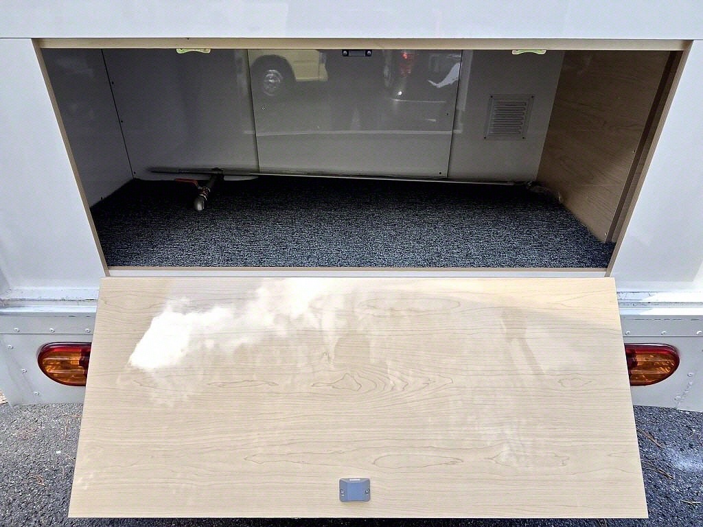 포터2 캠핑트럭 인산철배터리 255A 100L 255W
