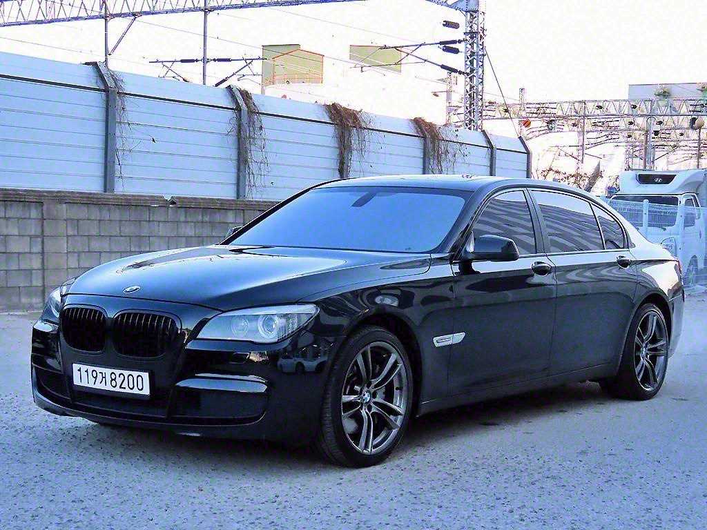 BMW 7시리즈 750 Li M 스포츠 사진 2/20