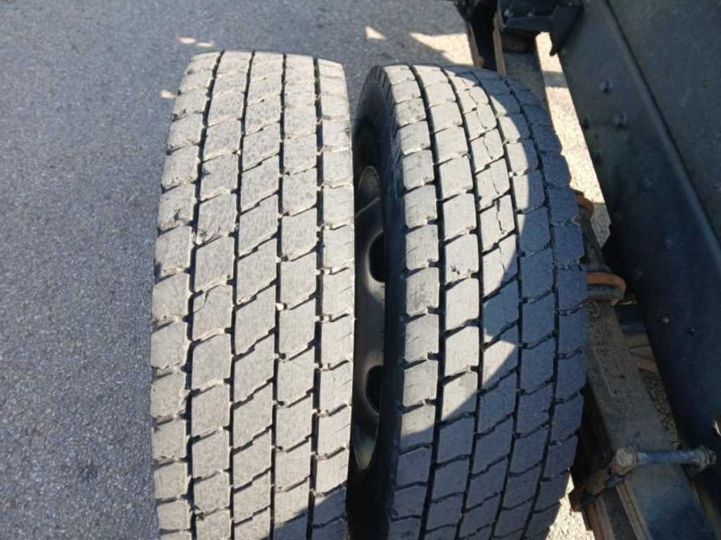 현대 마이티큐티 화물덤프 2.5톤 17