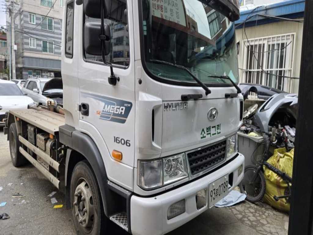 메가트럭 암롤 5톤 수동 단바리