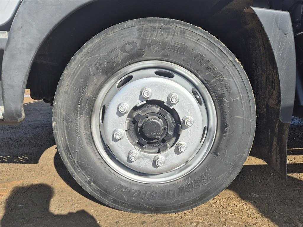 메가트럭 카고 4.5톤 수동