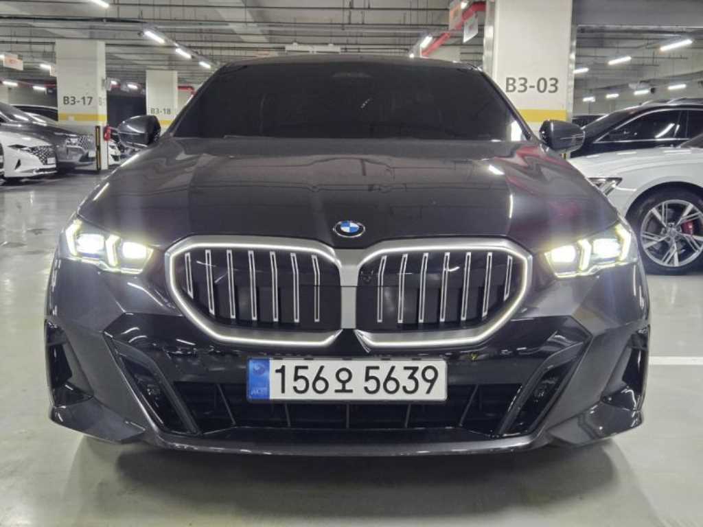 BMW 5시리즈 530e 기본형 사진