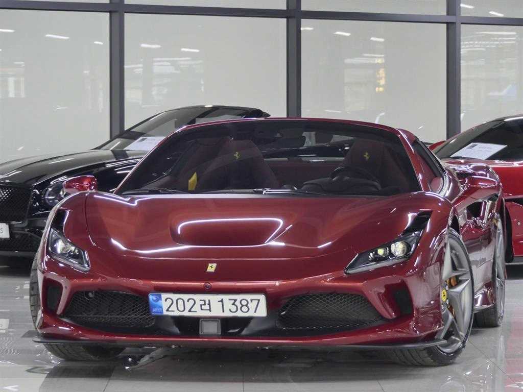 Ferrari F8 3.9 V8