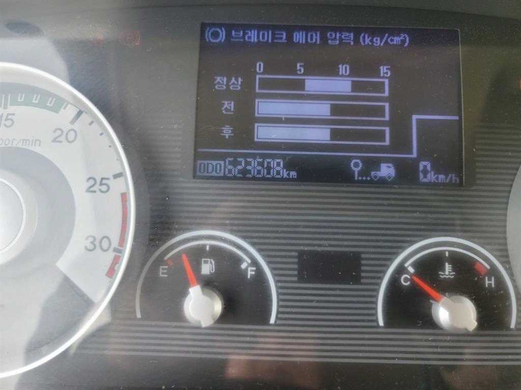 메가트럭 250 단바리 카고 4.5톤 수동