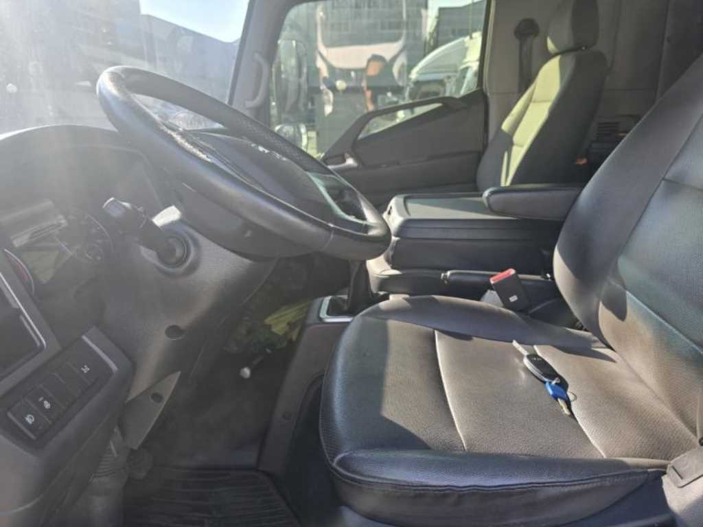 현대 올뉴마이티 2.5톤 카고 슈퍼캡 9