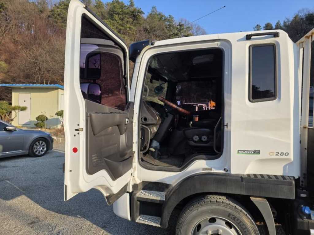 메가트럭 단바리 카고 5톤 수동