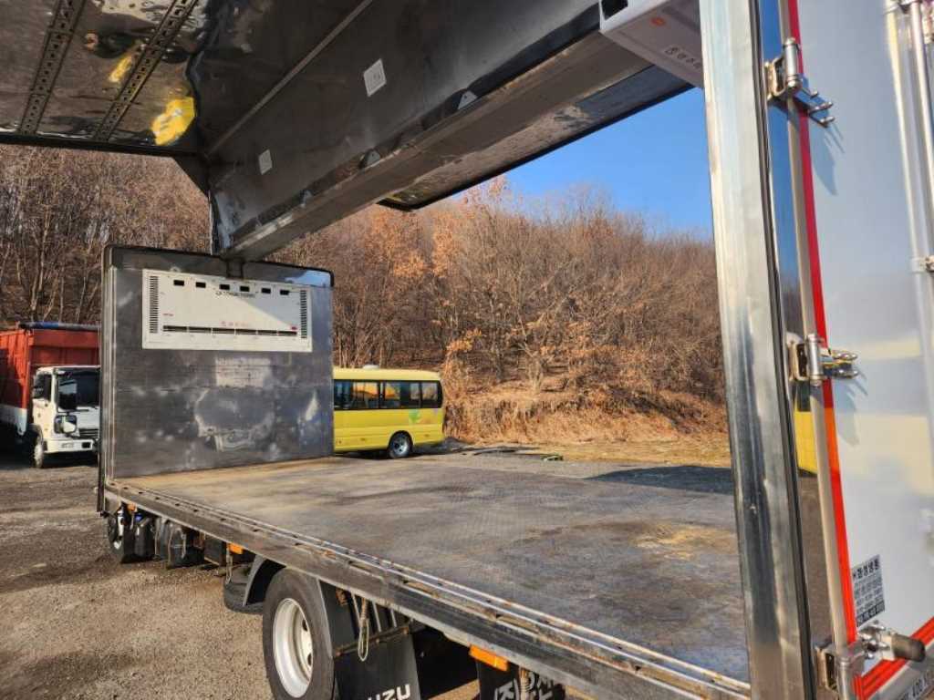 엘프 3.5톤 냉동윙 투냉