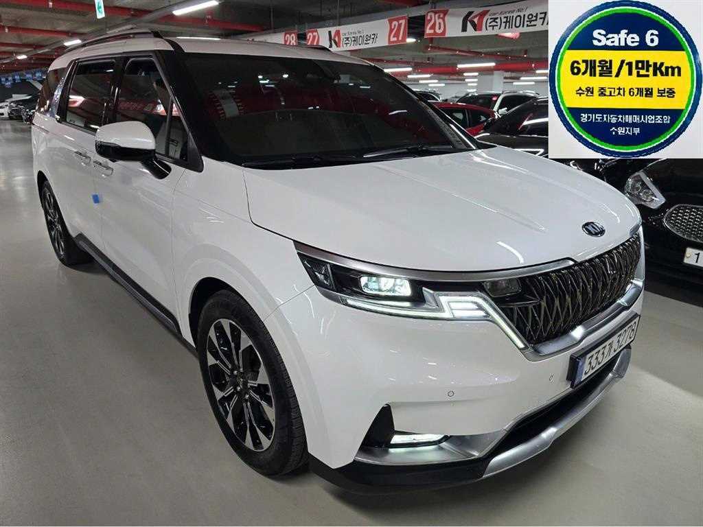 [기아] 카니발 4세대 디젤 9인승 시그니처 연식:2021,미션:오토,주행거리:40,642km,연료:경유 ,색상:흰색