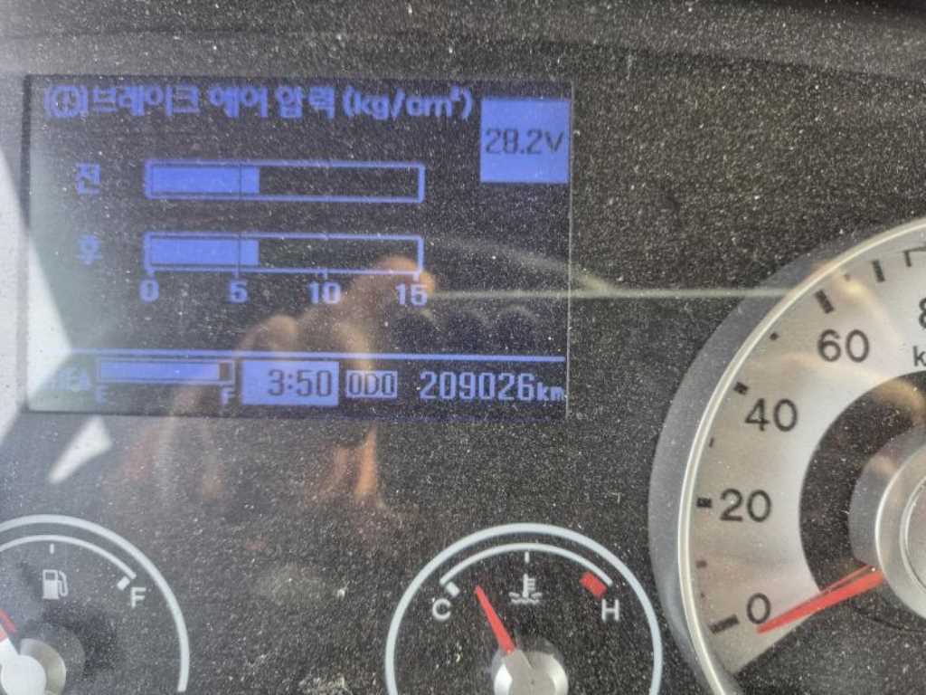 메가트럭 암롤 4.5톤 수동 단바리