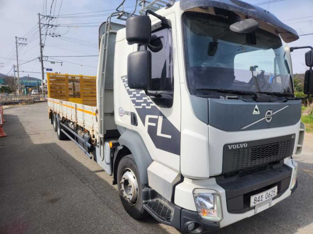 볼보 어부바카 FL 6.5톤 2