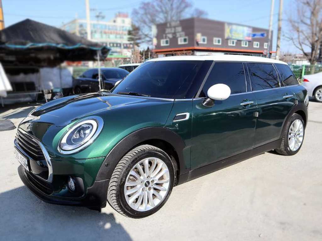 [미니] 쿠퍼 D 클럽맨 HIGH 2세대 연식:2018,미션:오토,주행거리:83,599km,연료:경유 ,색상:녹색