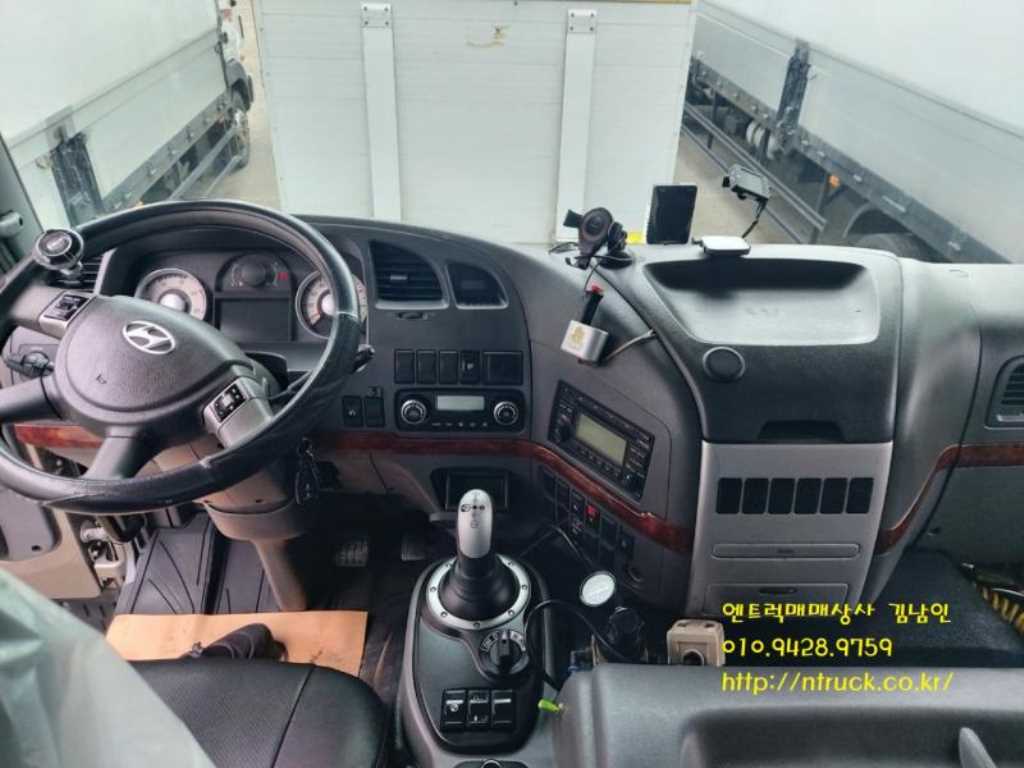 현대 트라고 윙바디 9