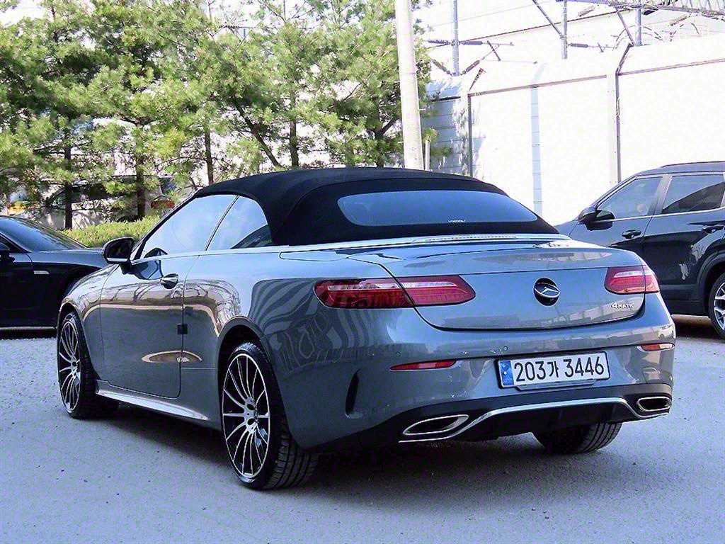 Mercedes-Benz E-Class E450 4MATIC Cabriolet 4