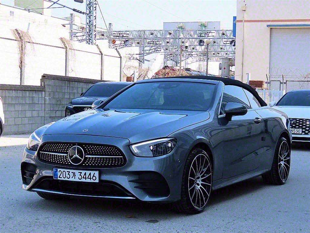 Mercedes-Benz E-Class E450 4MATIC Cabriolet 3