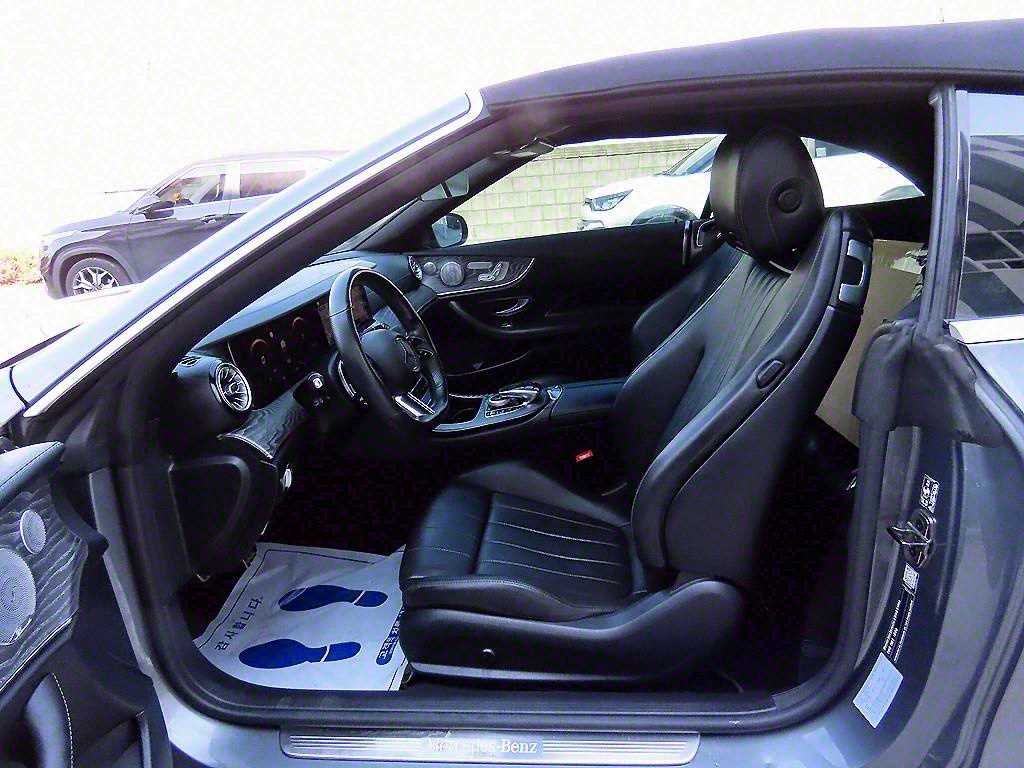 Mercedes-Benz E-Class E450 4MATIC Cabriolet 10