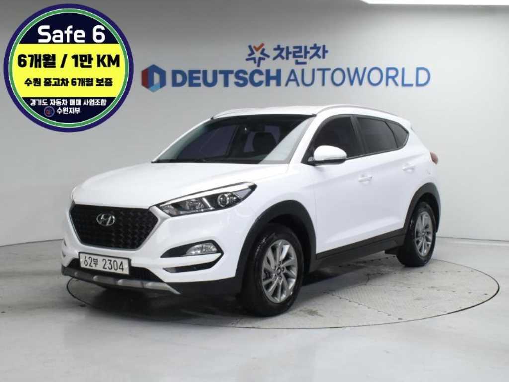 [현대] 올뉴투싼 디젤 1.7 2WD 모던 연식:2017,미션:오토,주행거리:126,636km,연료:경유 ,색상:흰색