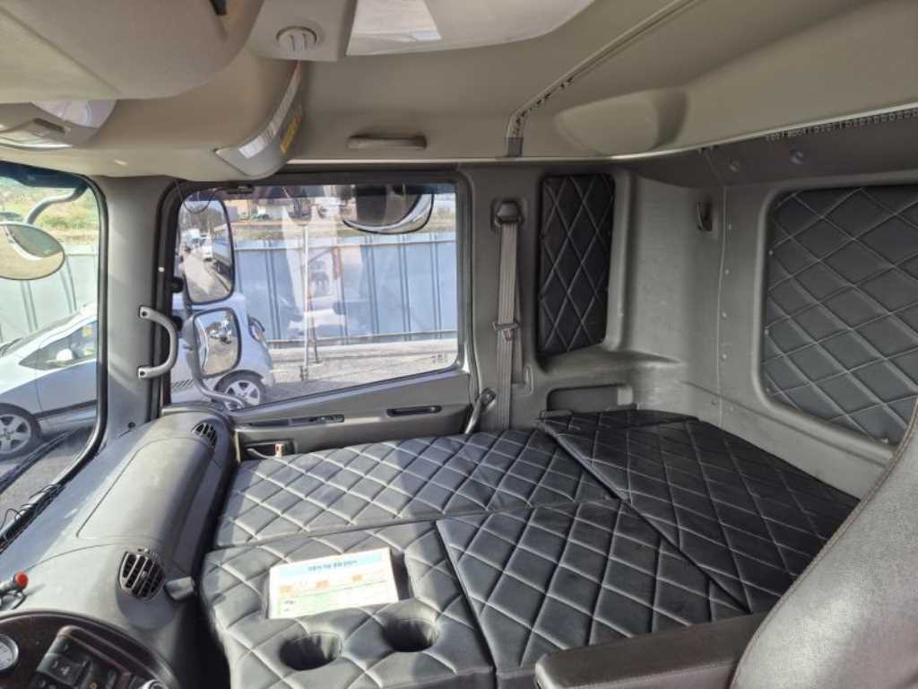 현대 어부바카 메가트럭 4.5톤 18