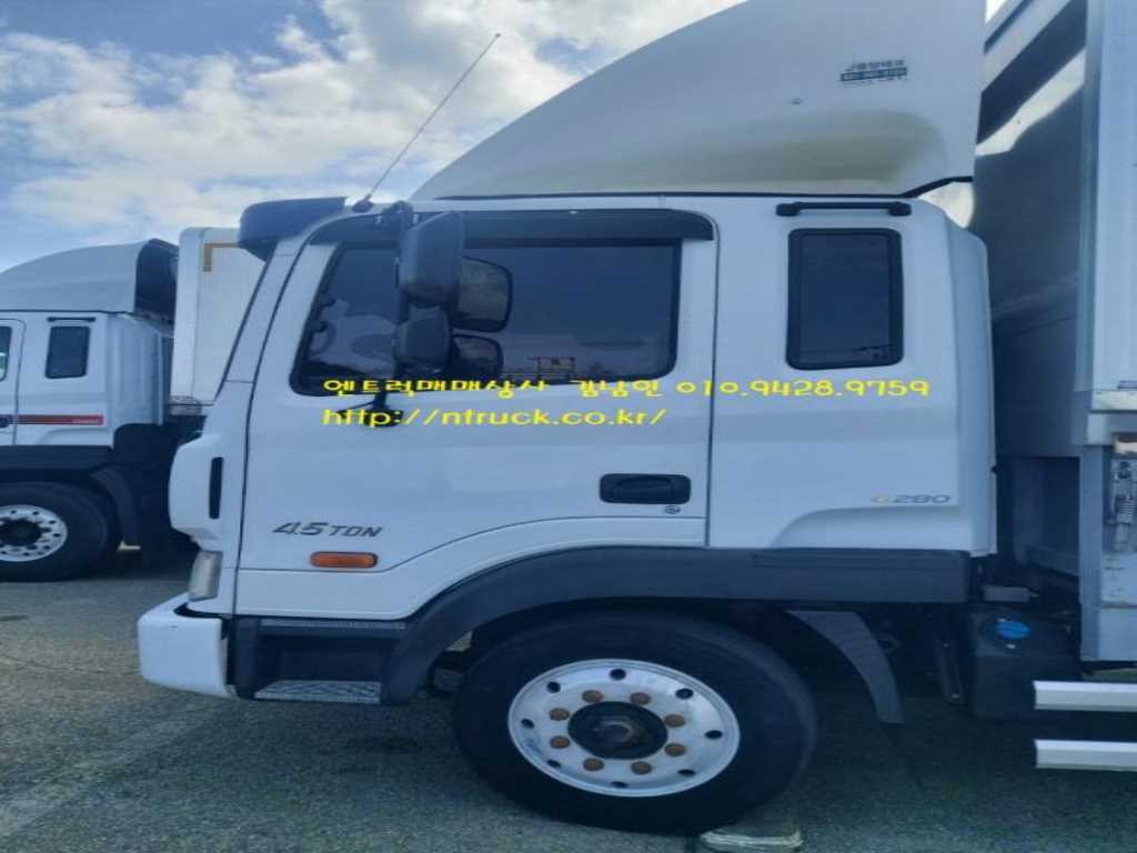 현대 메가트럭 윙바디 극초장축 3