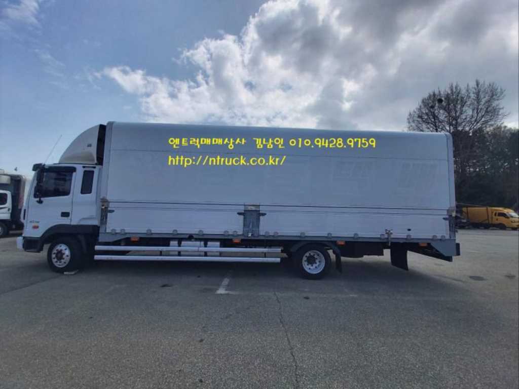 현대 메가트럭 윙바디 극초장축 4