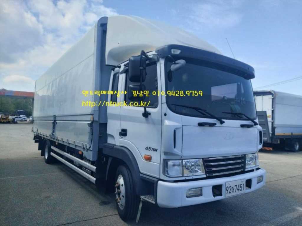 현대 메가트럭 윙바디 극초장축 2