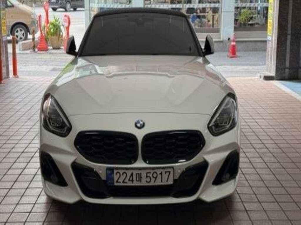 BMW Z4 sDrive 20I M 스포츠 사진