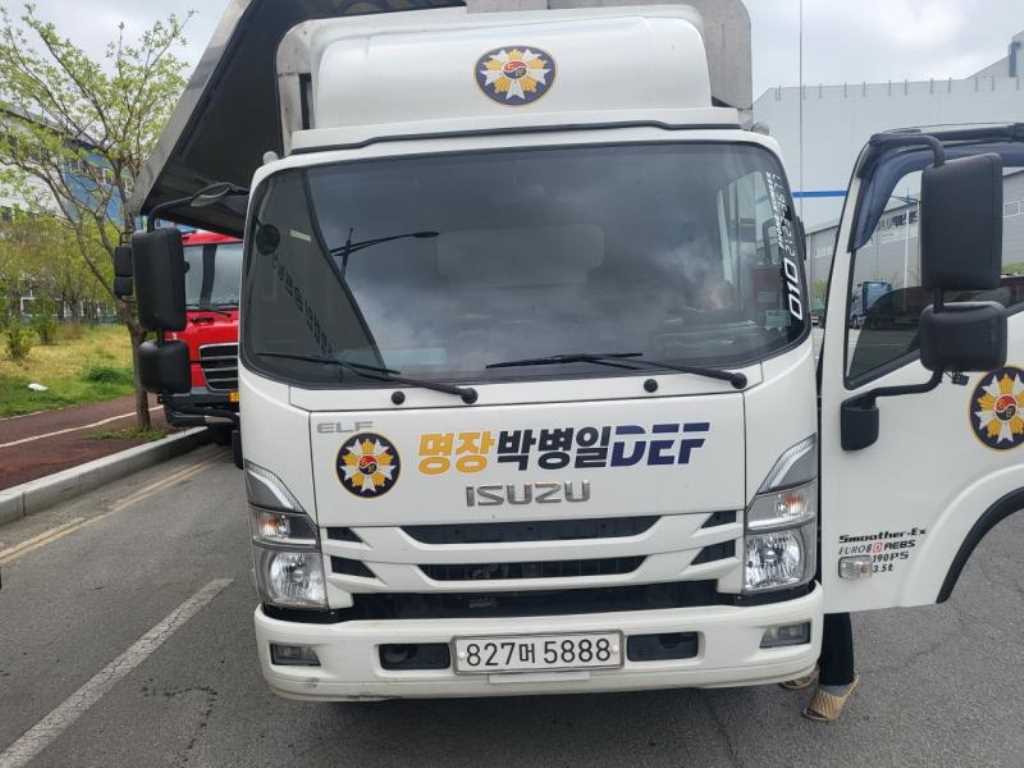 엘프 3.5톤 윙바디