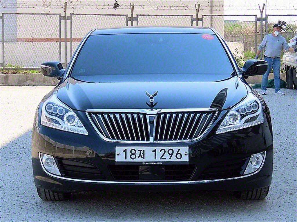 [현대] 에쿠스(신형) VS380 익스클루시브 연식:2014,미션:오토,주행거리:74,862km,연료:휘발유,색상:검정색