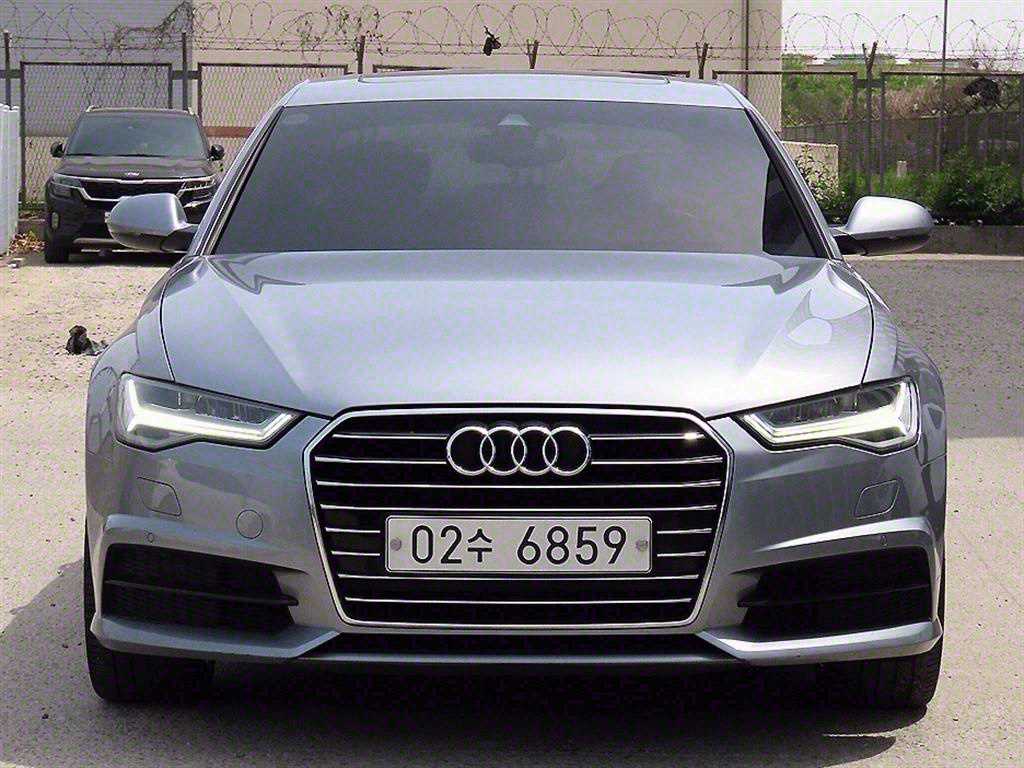 [아우디] 뉴A6 35 TDI 프리미엄 연식:2018,미션:오토,주행거리:123,996km,연료:경유 ,색상:회색