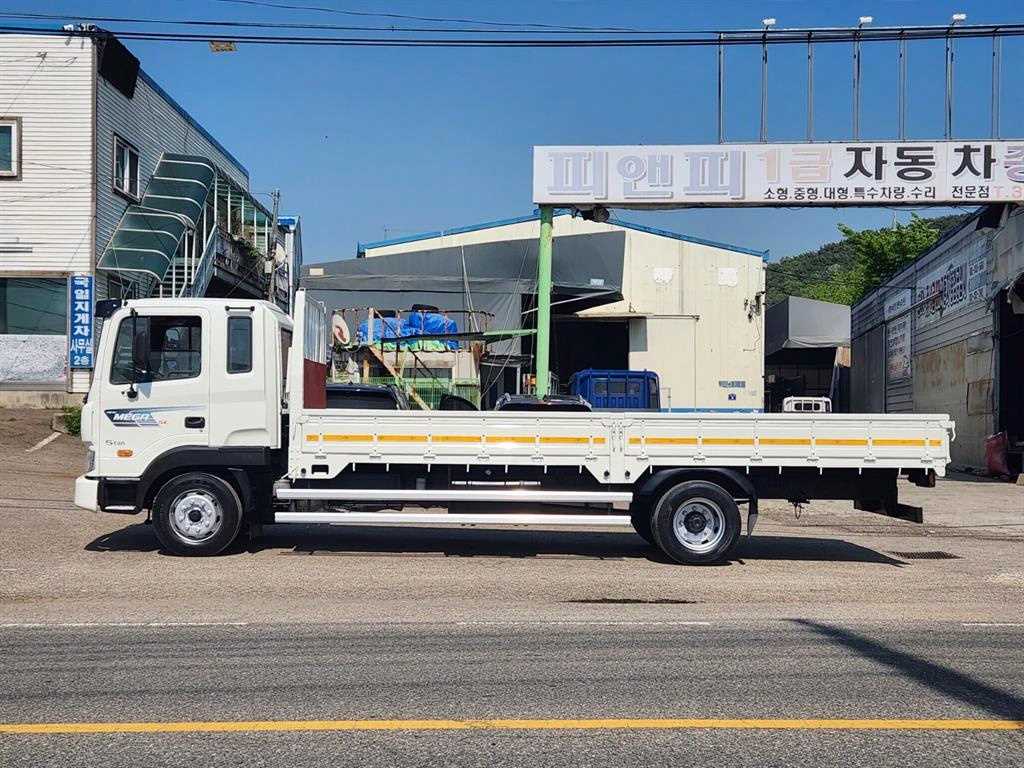 메가트럭 250 단바리 카고 5톤 수동
