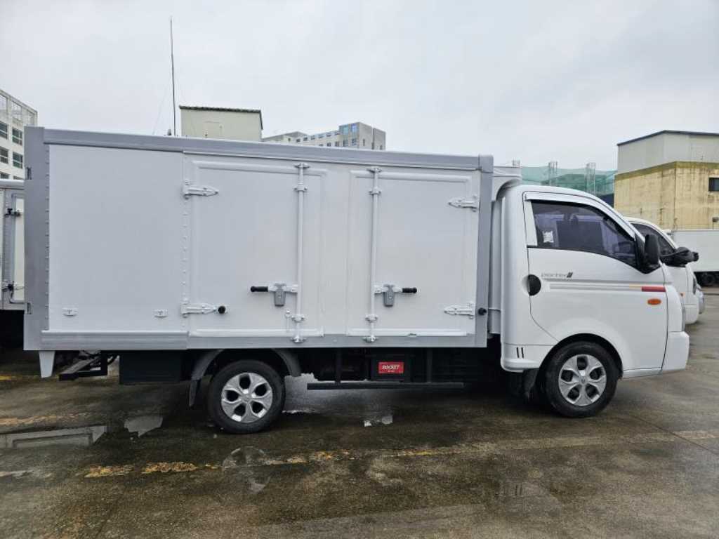 포터2 1톤 냉동탑