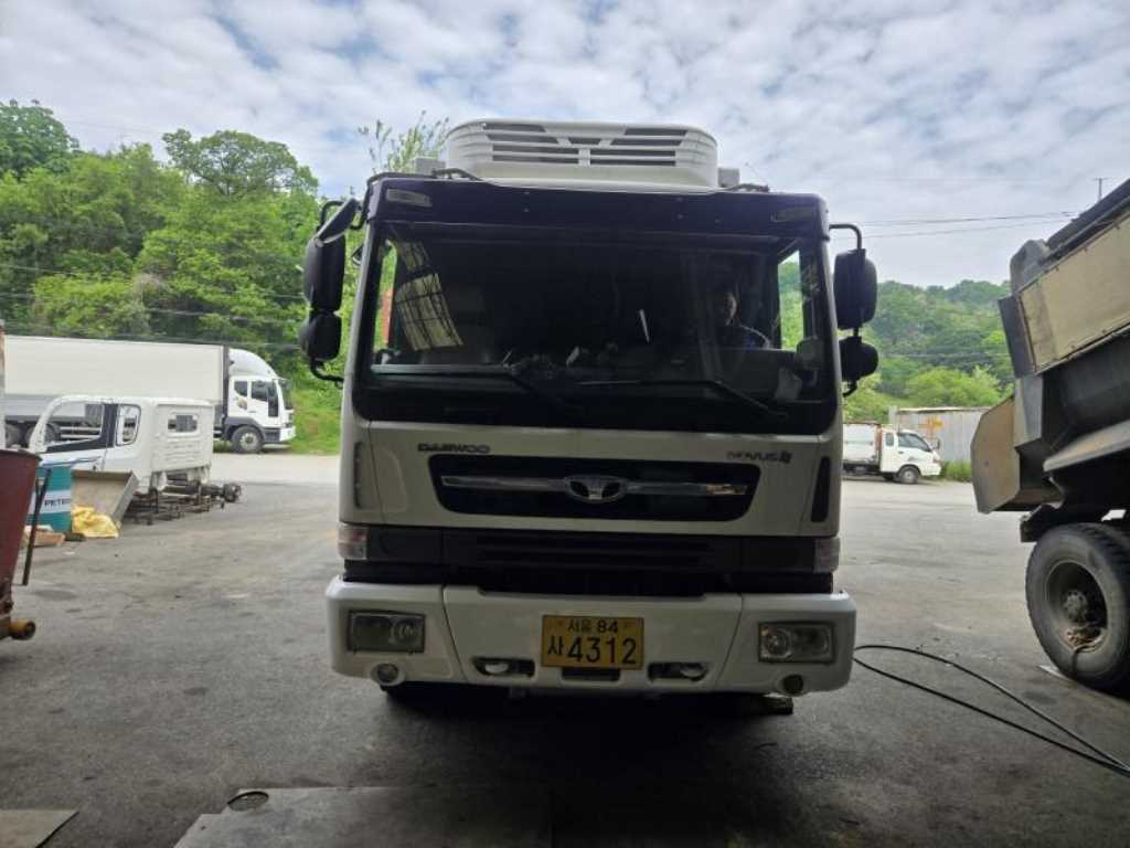 노부스 냉동탑 4.5톤 수동