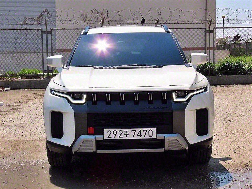 [KG모빌리티(쌍용) ] 토레스 1.5 GDI-T 2WD T7 연식:2023,미션:오토,주행거리:67,684km,연료:휘발유,색상:흰색