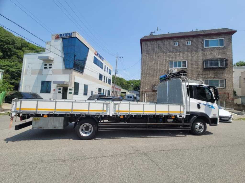 더쎈 3.5톤 카고