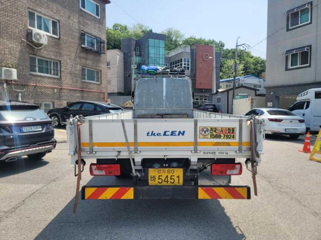 더쎈 3.5톤 카고